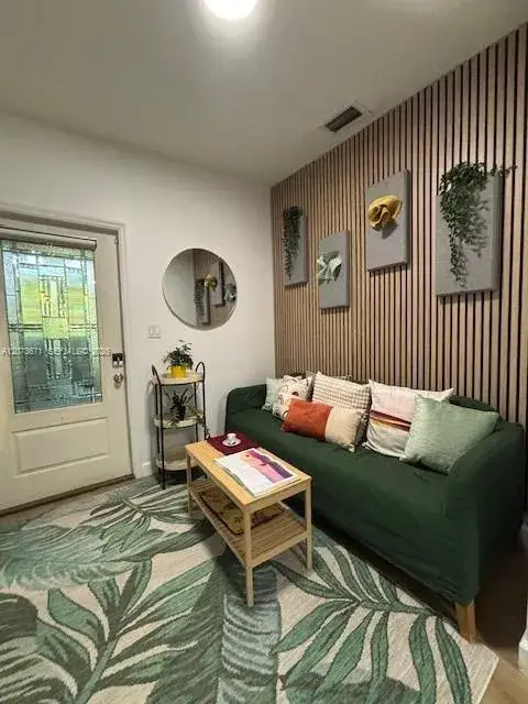 8220 NE 1st Pl # 2B, Miami FL 33138