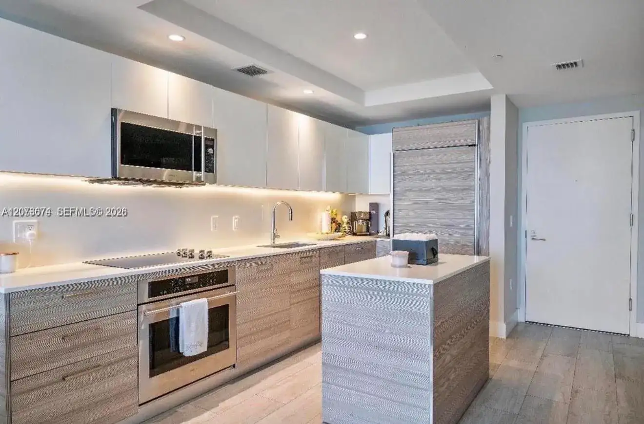 121 NE 34th St # 2506A, Miami FL 33137 photo 2