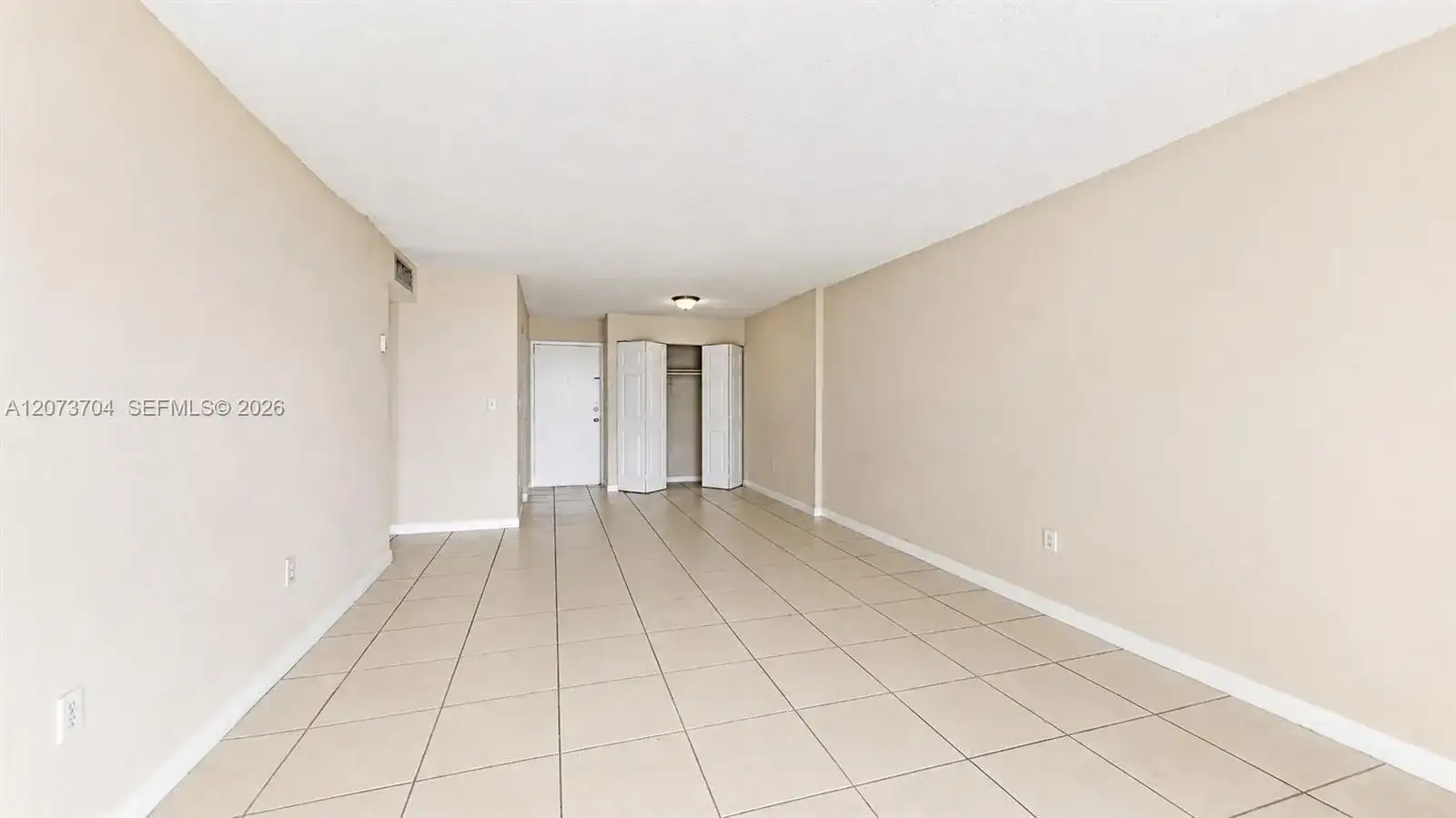 9360 Fontainebleau Blvd # 510, Miami FL 33172 photo 2