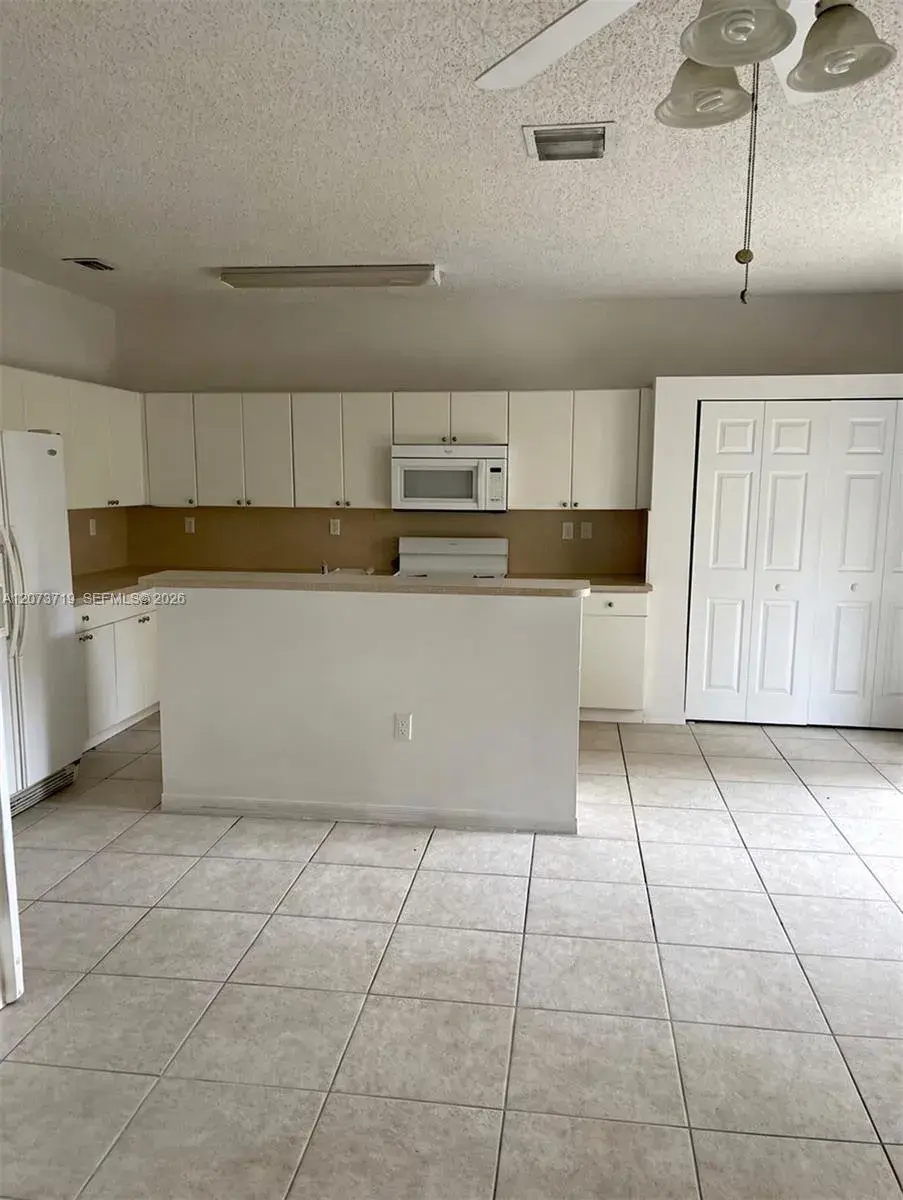 2357 SE 23rd Dr # 2357, Homestead FL 33035