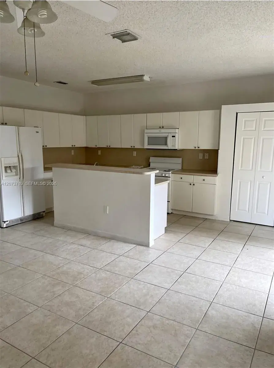 2357 SE 23rd Dr # 2357, Homestead FL 33035