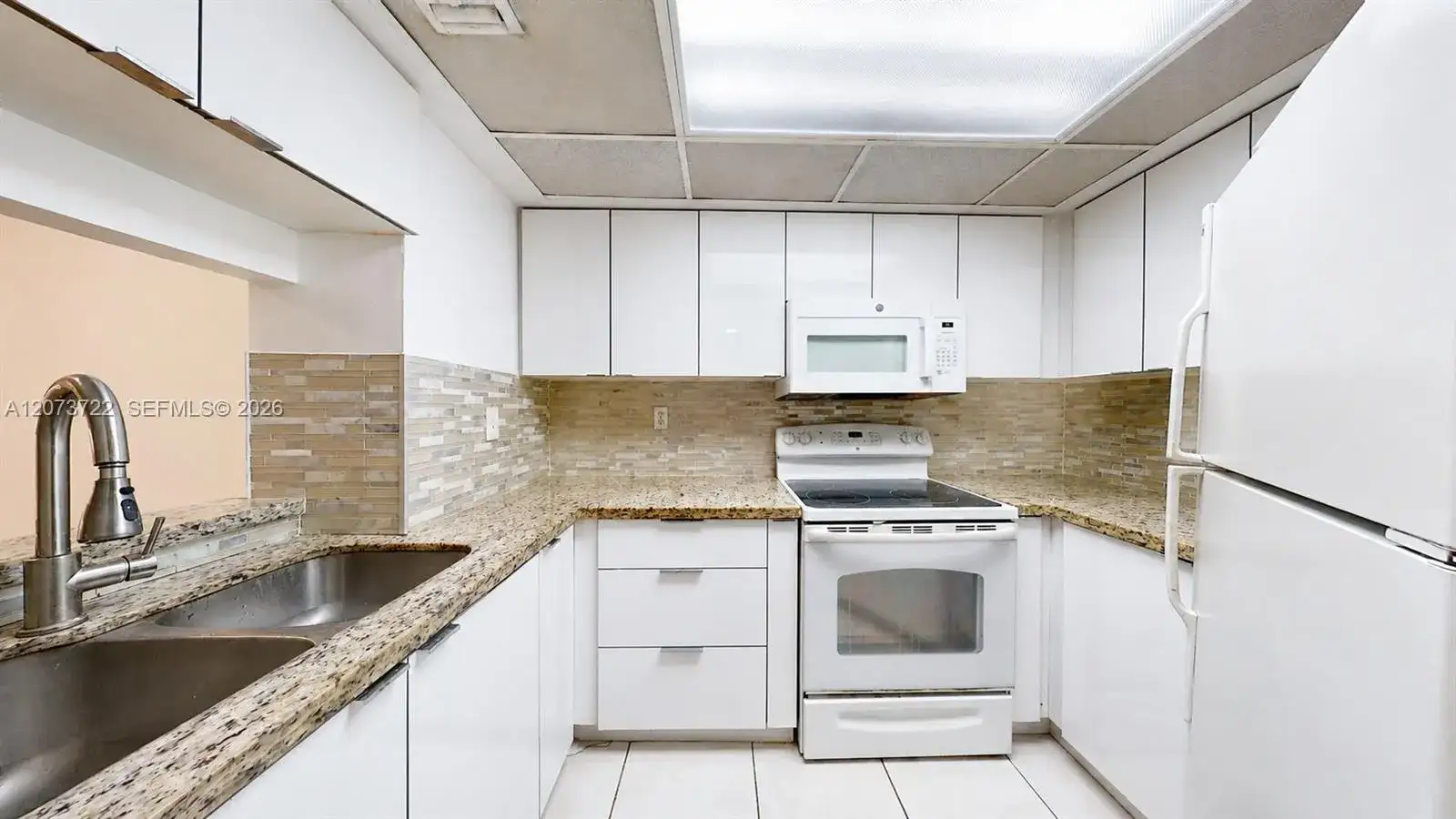 8275 SW 152nd Ave # 209, Miami FL 33193 photo 3
