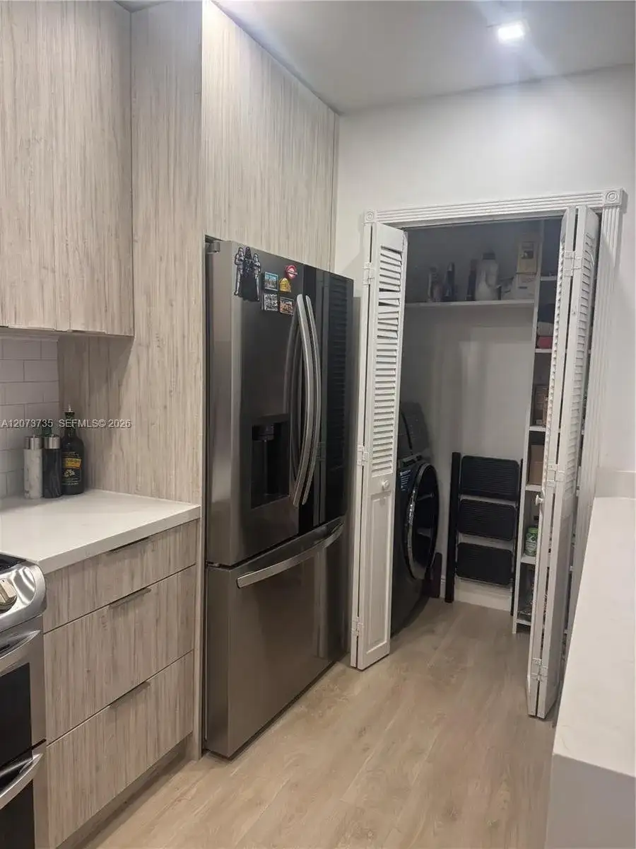 323 Navarre Ave # 301, Coral Gables FL 33134 photo 4
