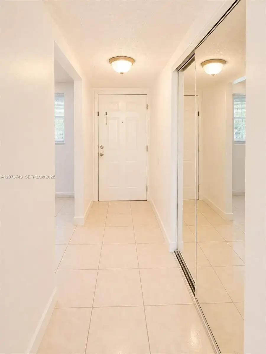 724 NE 4th St # 5, Hallandale Beach FL 33009 photo 5