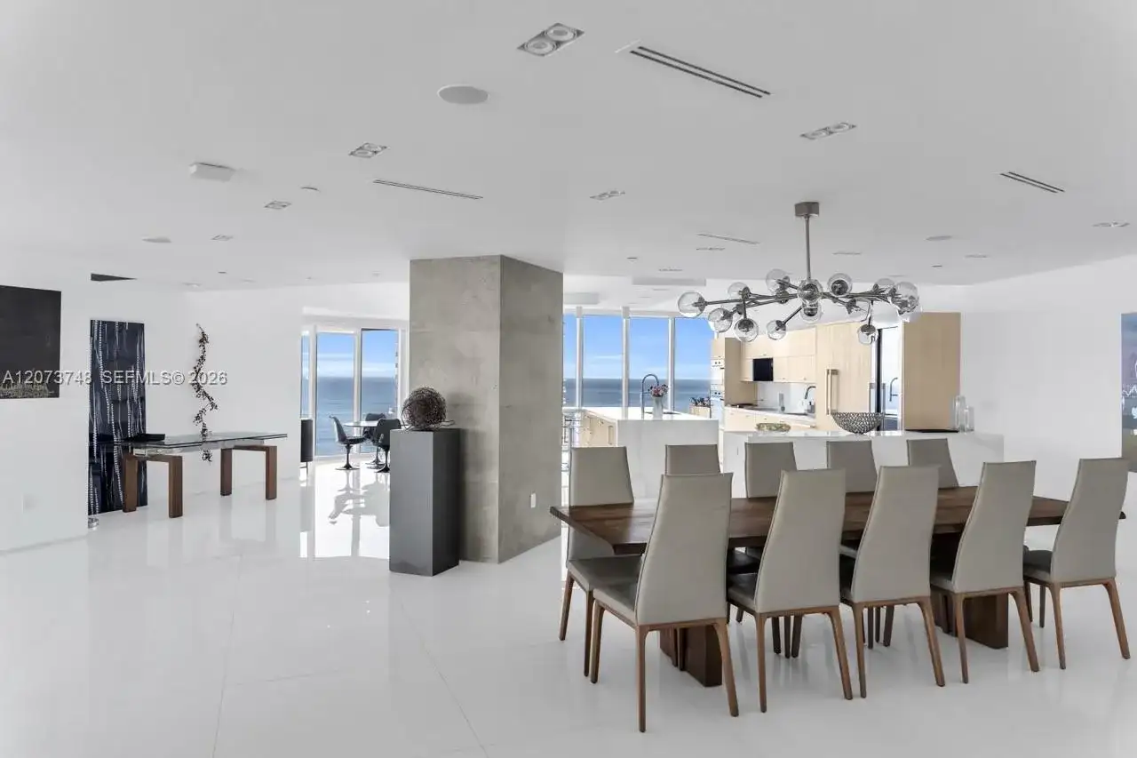 300 S Pointe Dr # 3105, Miami Beach FL 33139 photo 4