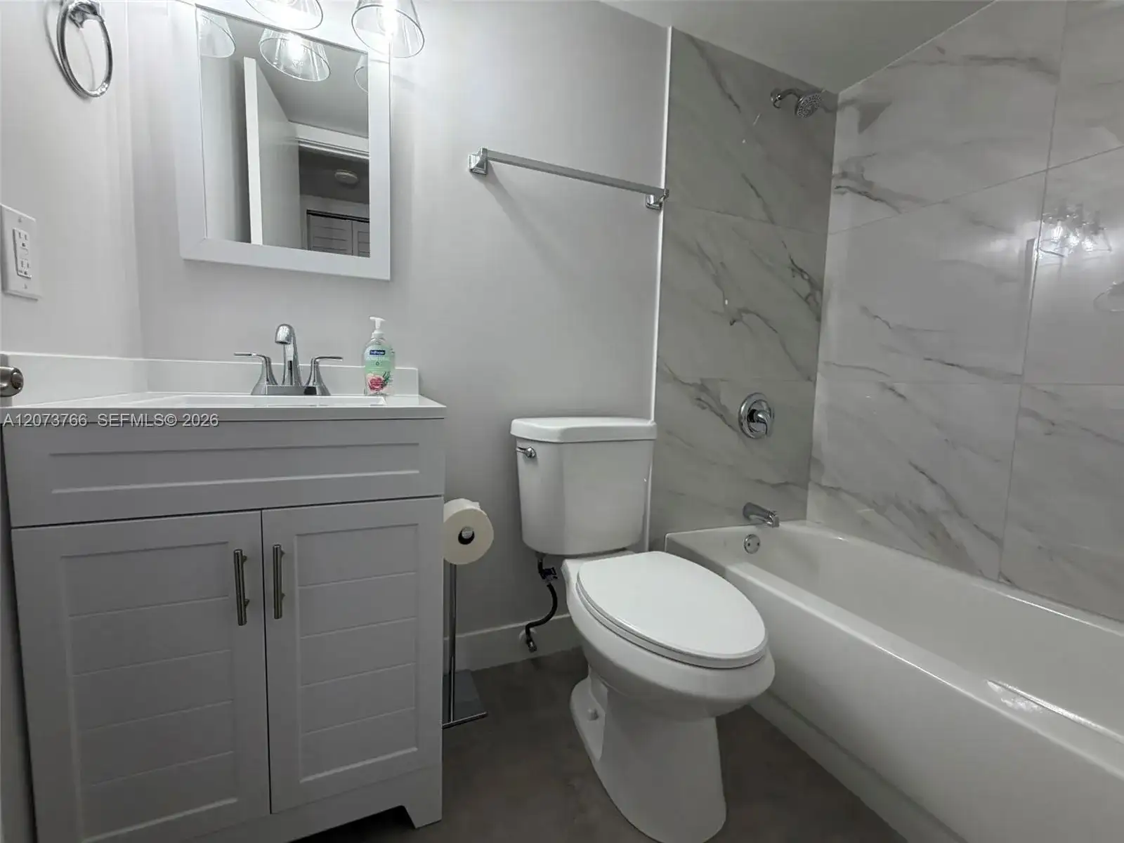 1360 W 41st St # 103, Hialeah FL 33012 photo 5