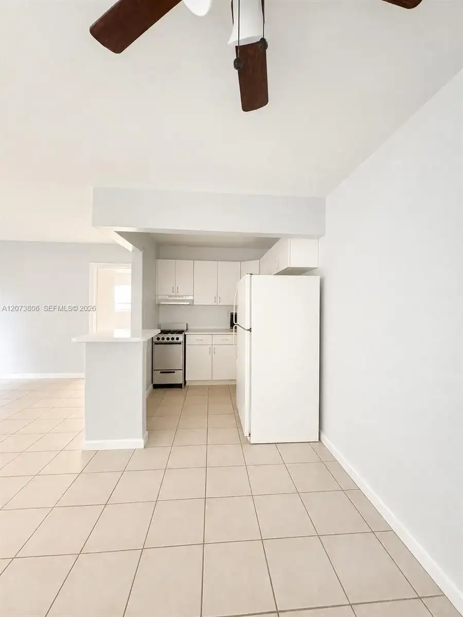 1330 W 54th St # 214C, Hialeah FL 33012 photo 4