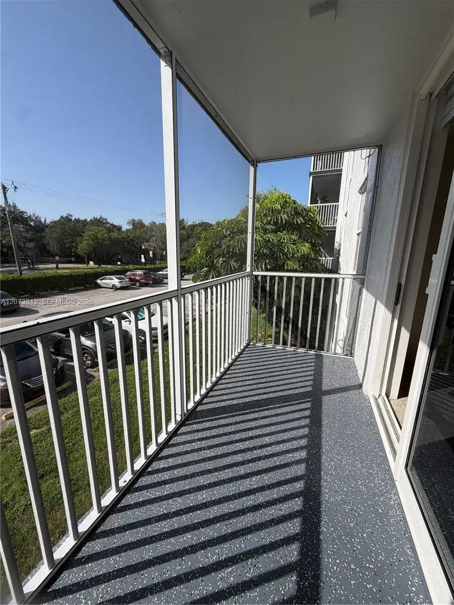16851 NE 23rd Ave # B214, North Miami Beach FL 33160