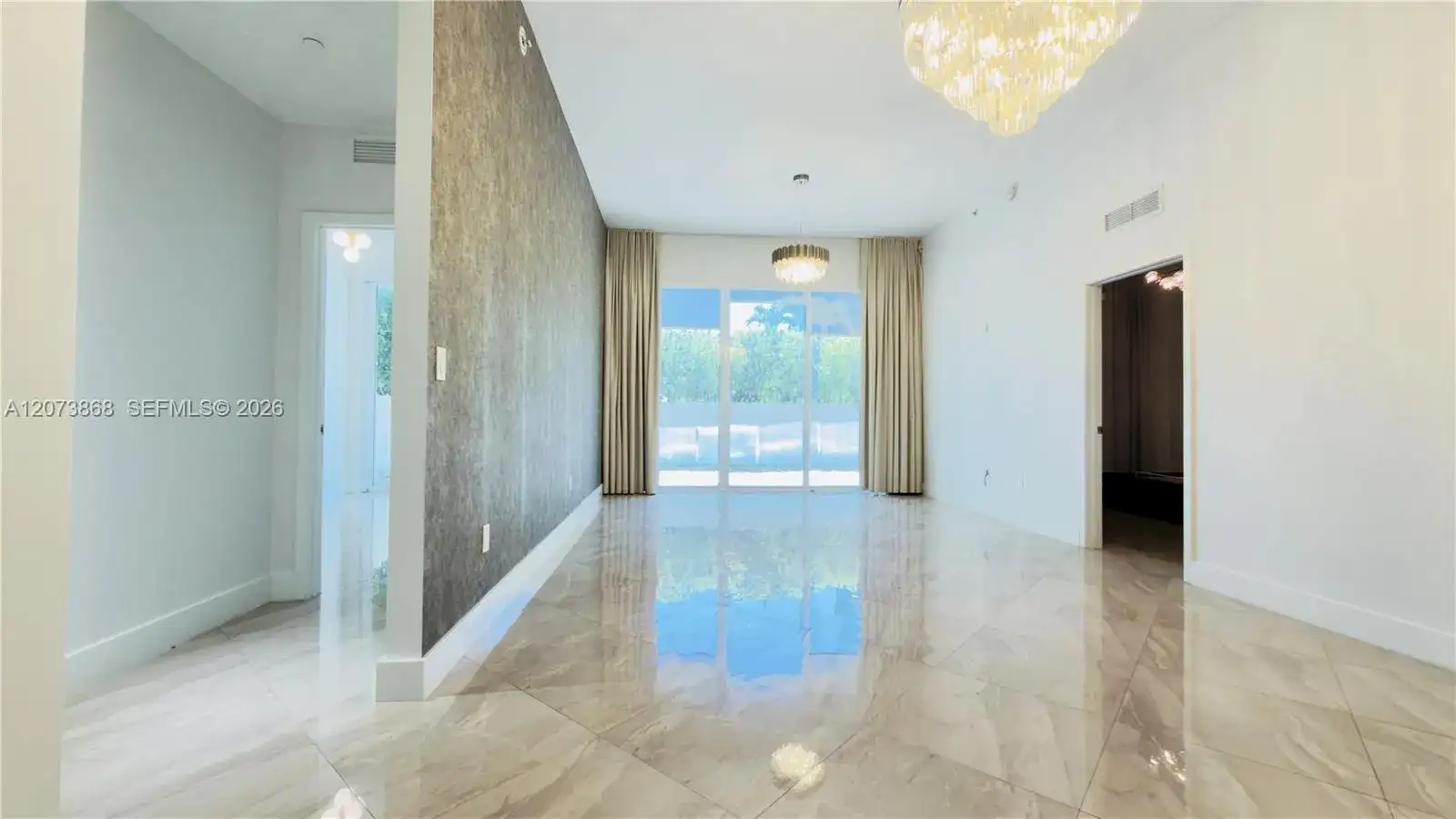 600 NE 27th St # 604, Miami FL 33137 photo 2
