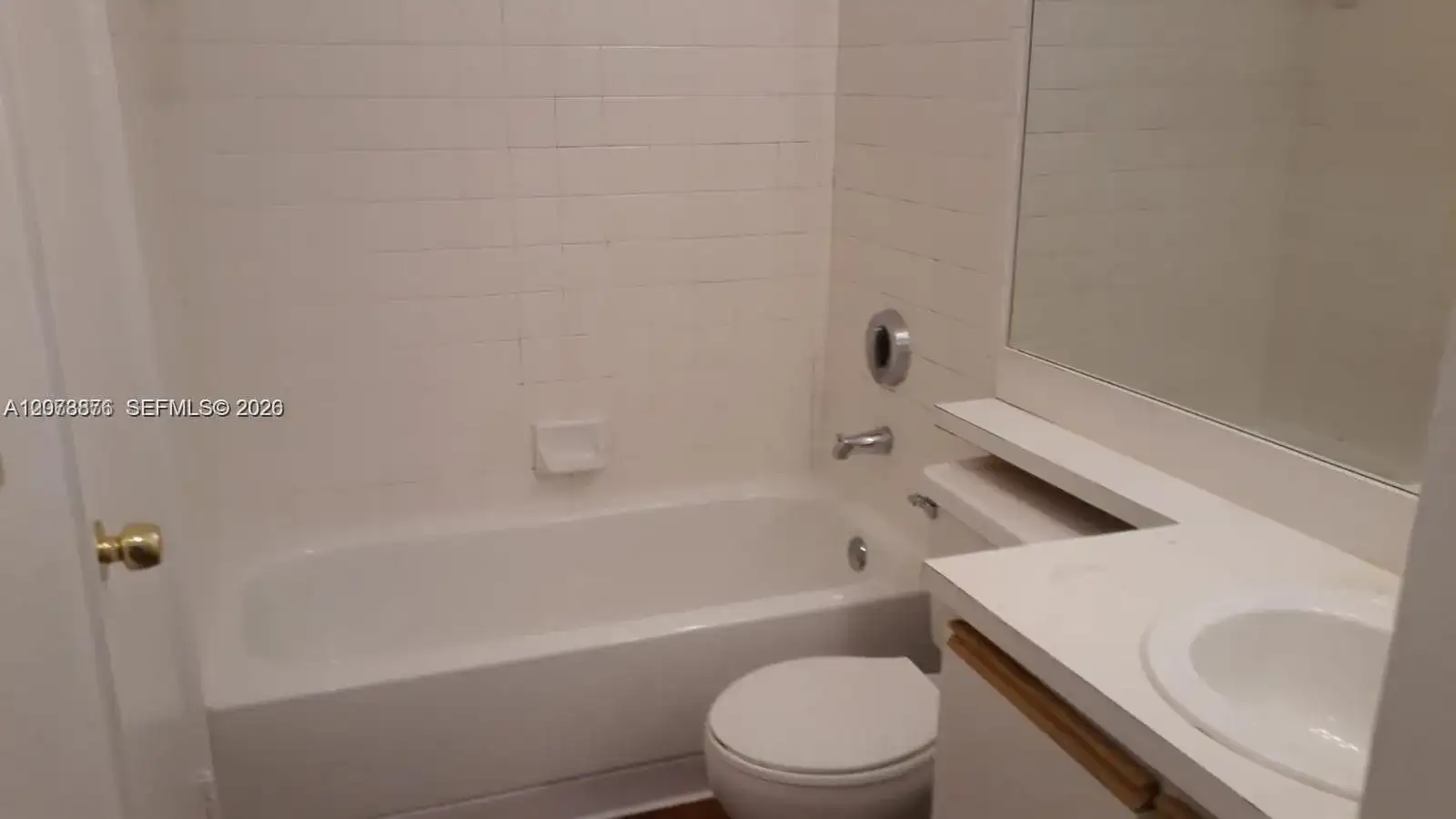 18328 NW 68th Ave # O, Hialeah FL 33015 photo 5