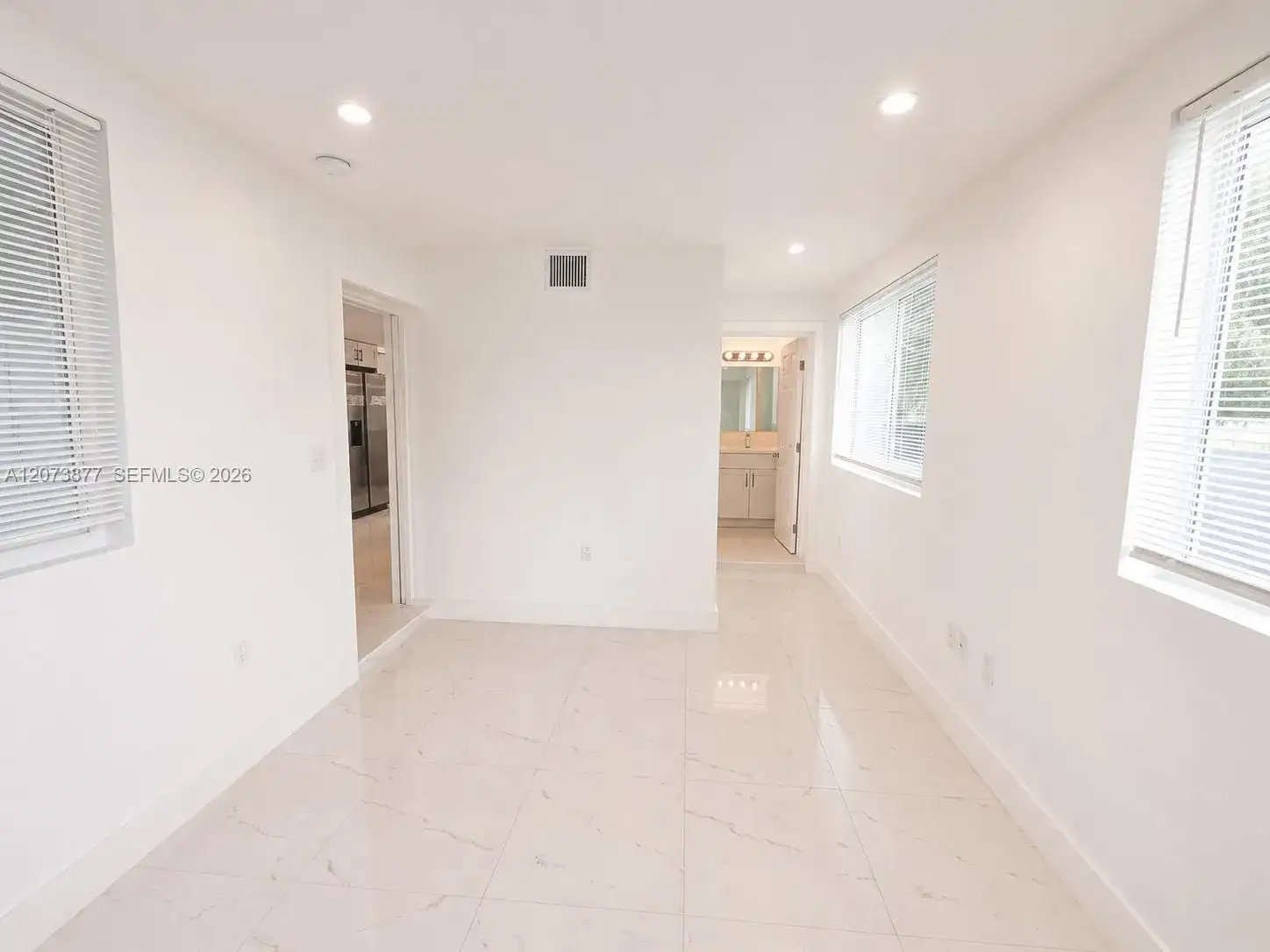 1800 NE 154th St, North Miami Beach FL 33162 photo 5