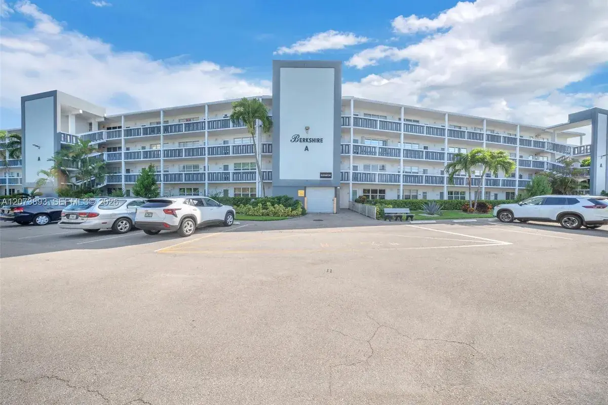 4008 Berkshire A # 4008, Deerfield Beach FL 33442