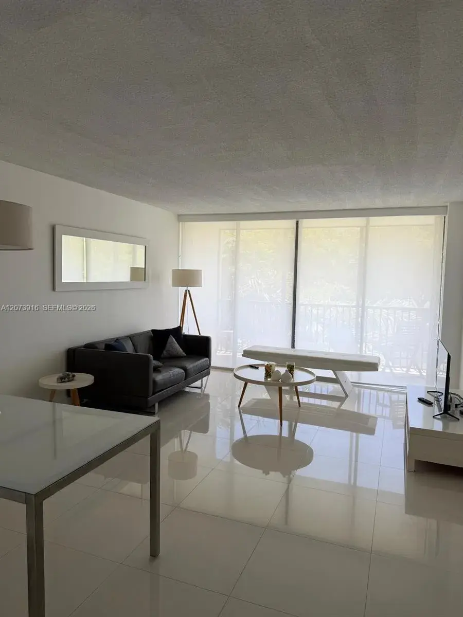 3475 N Country Club Dr # 309, Aventura FL 33180