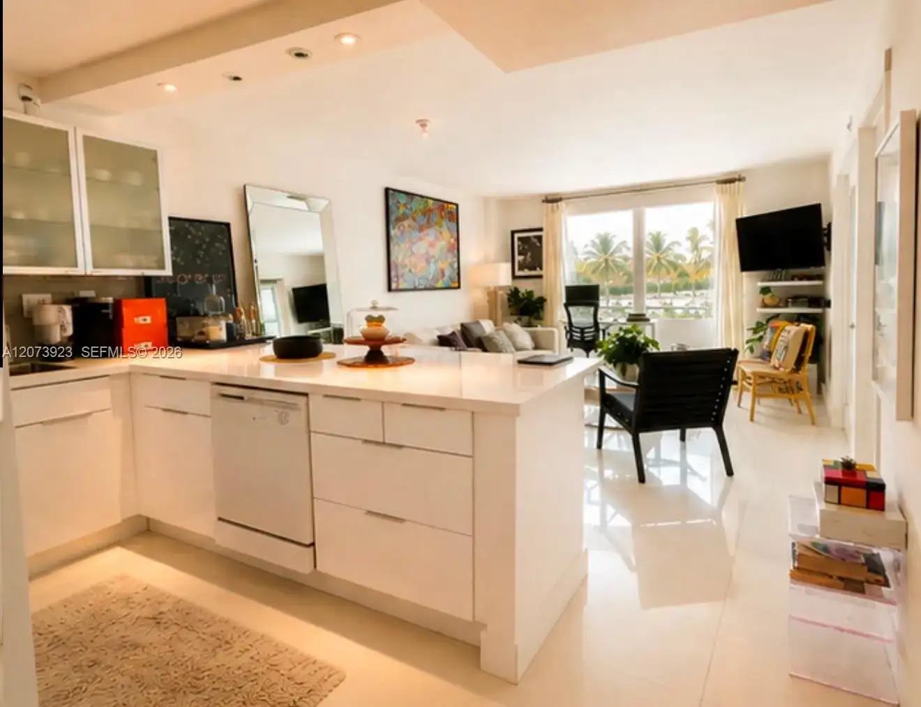 465 Ocean Dr # 219, Miami Beach FL 33139 photo 2