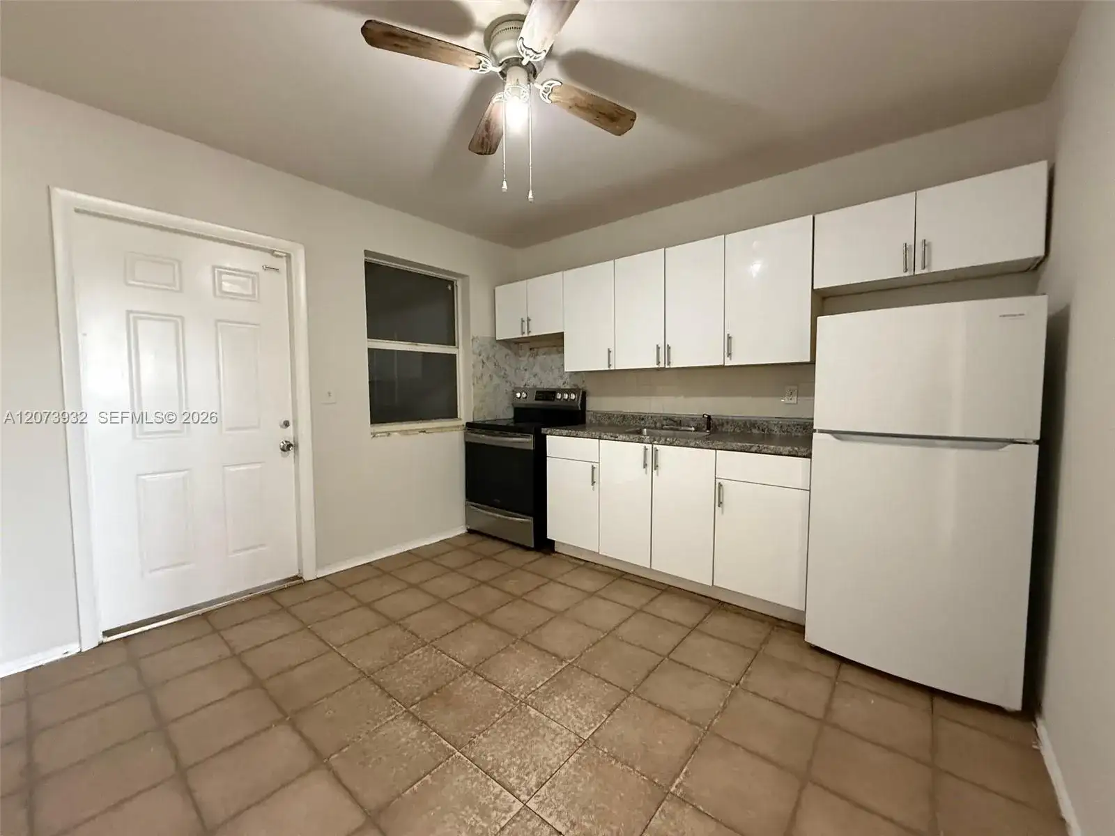 900 SW 5th St # 2, Hallandale Beach FL 33009 photo 2