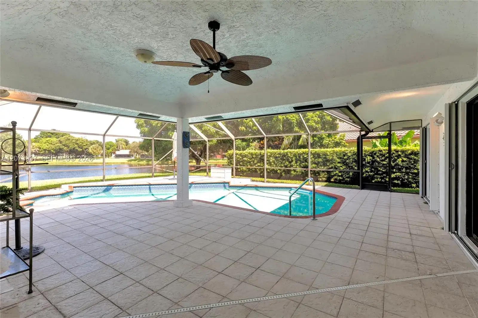 2140 SW 97th Ln, Davie FL 33324 photo 5