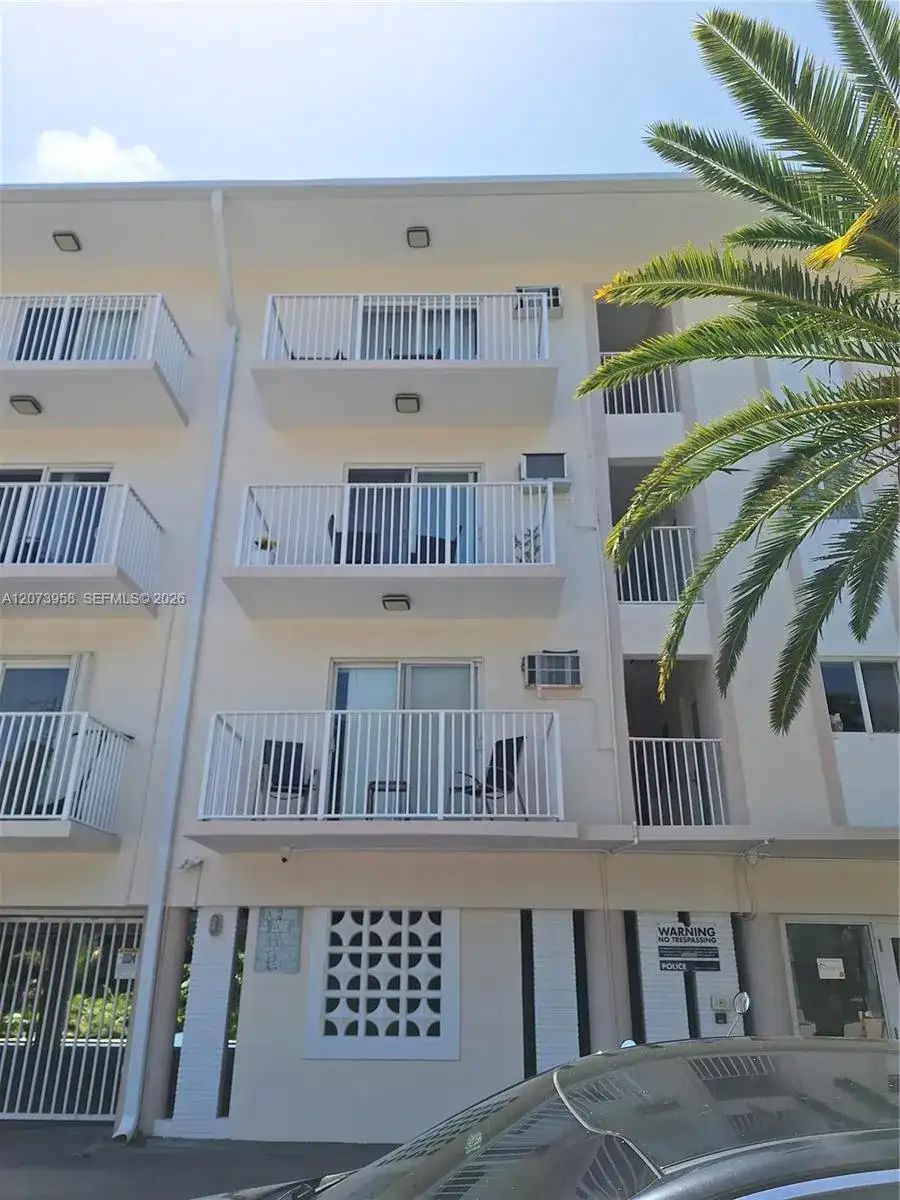1420 Pennsylvania Ave # 409, Miami Beach FL 33139 photo 2