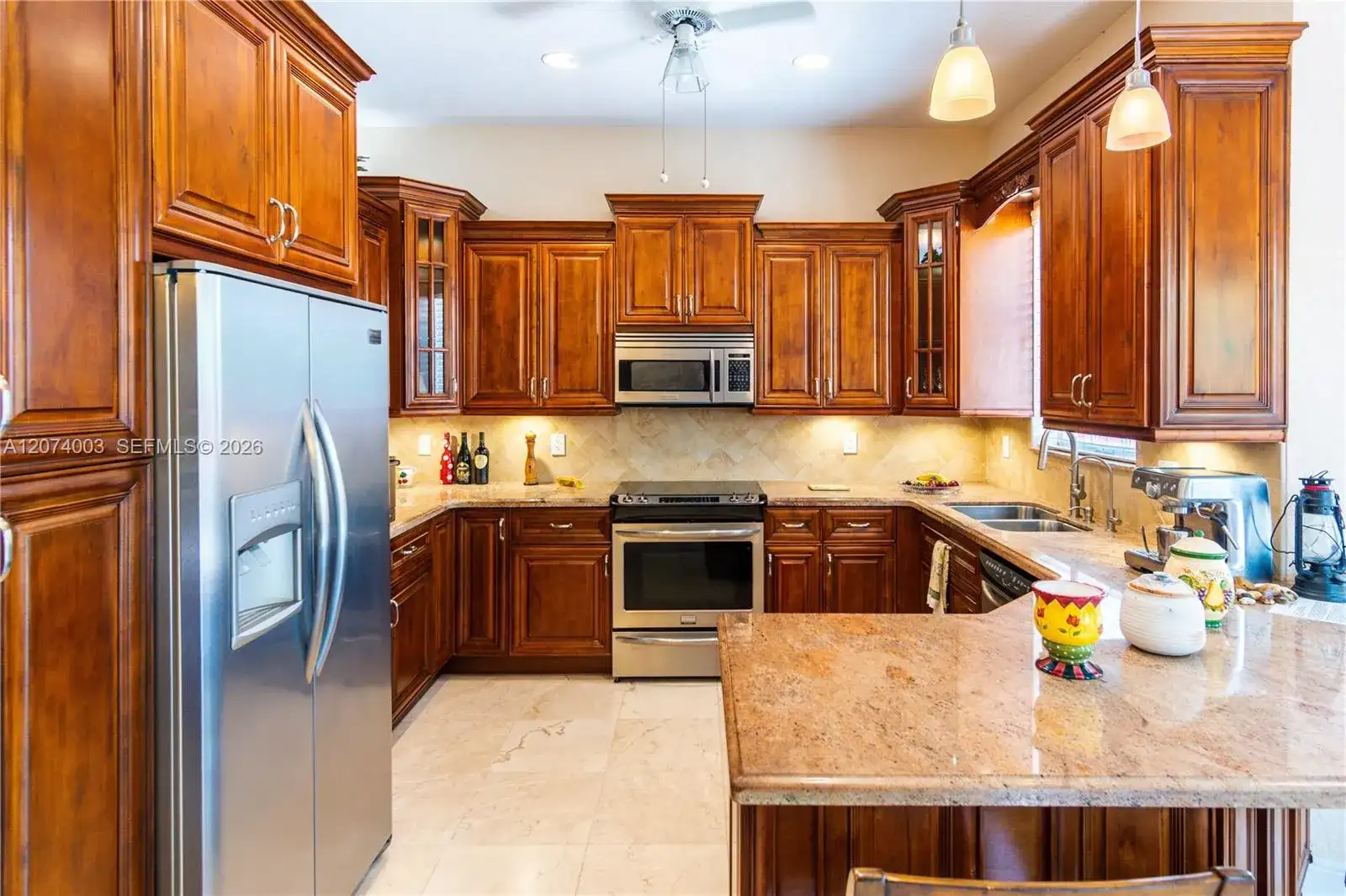 10564 NW 57th St, Doral FL 33178 photo 3