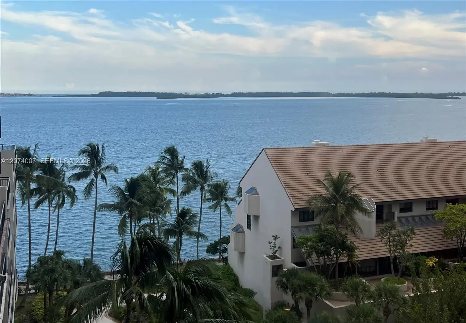 540 Brickell Key Dr # 919, Miami FL 33131