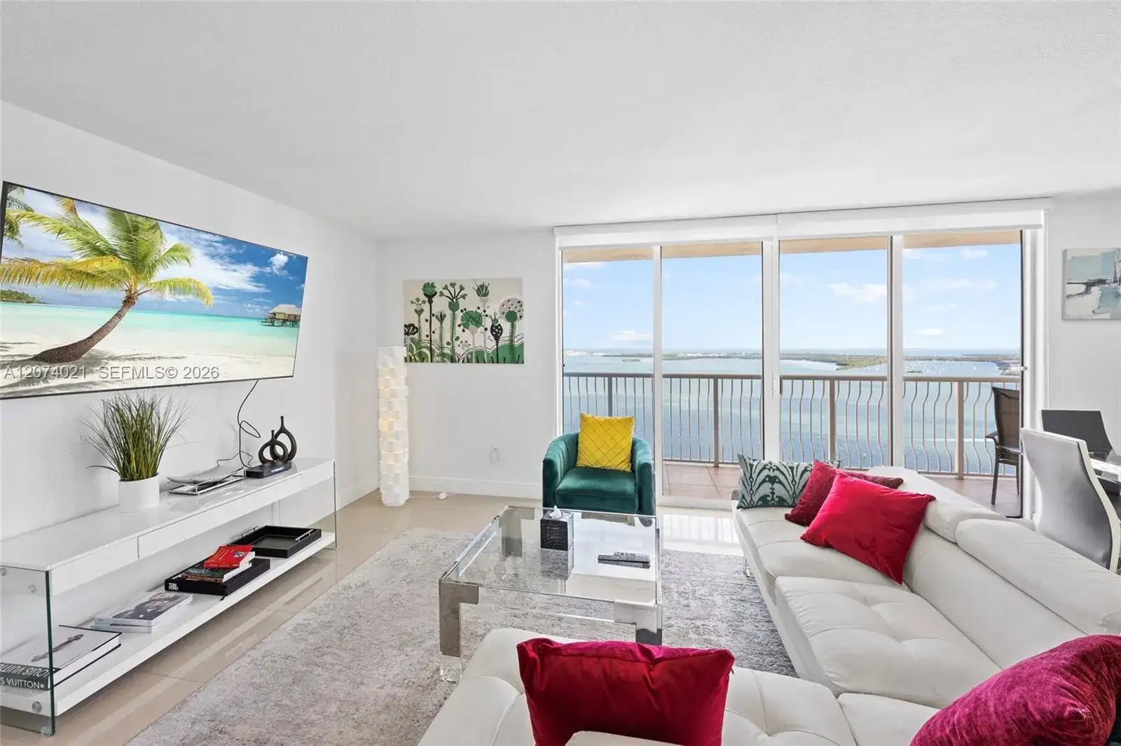 1200 Brickell Bay Dr # 3701, Miami FL 33131 photo 4