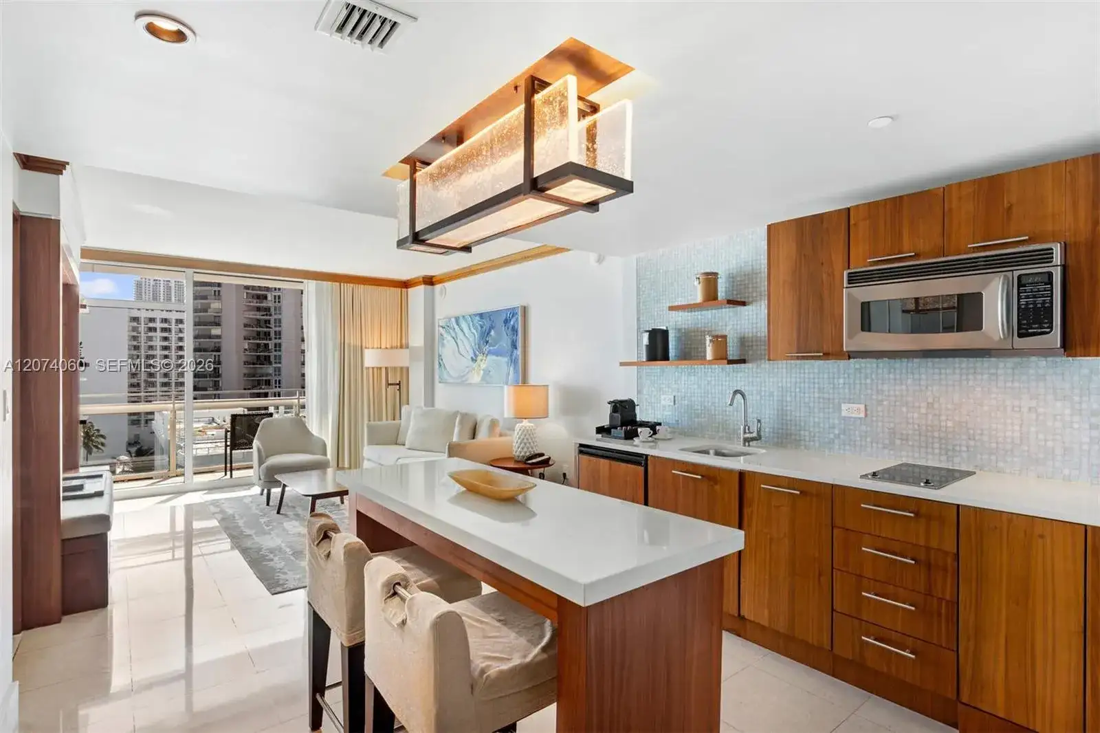6801 Collins Ave # 920, Miami Beach FL 33141 photo 3