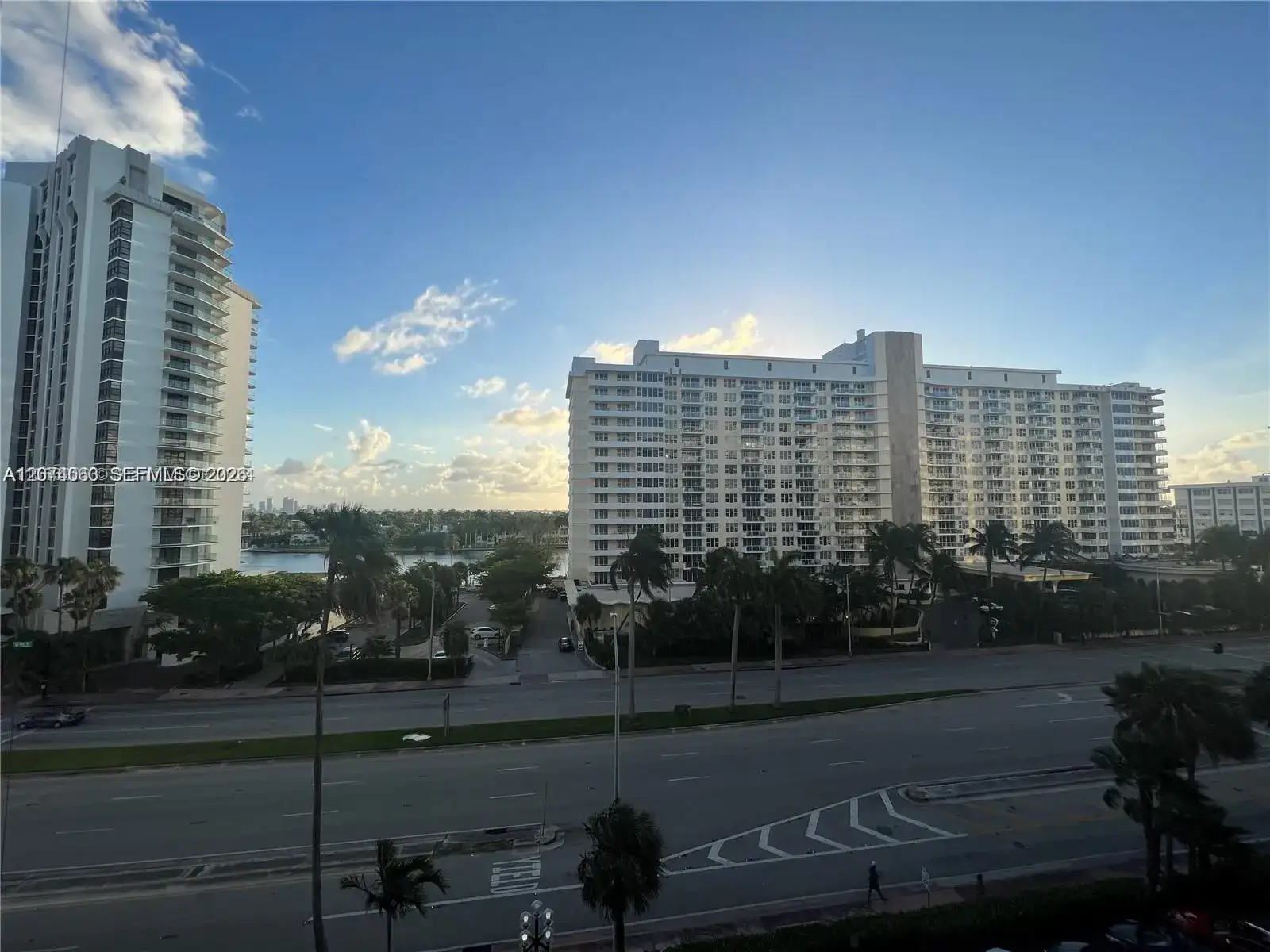 5555 Collins Ave # 7T, Miami Beach FL 33140 photo 2