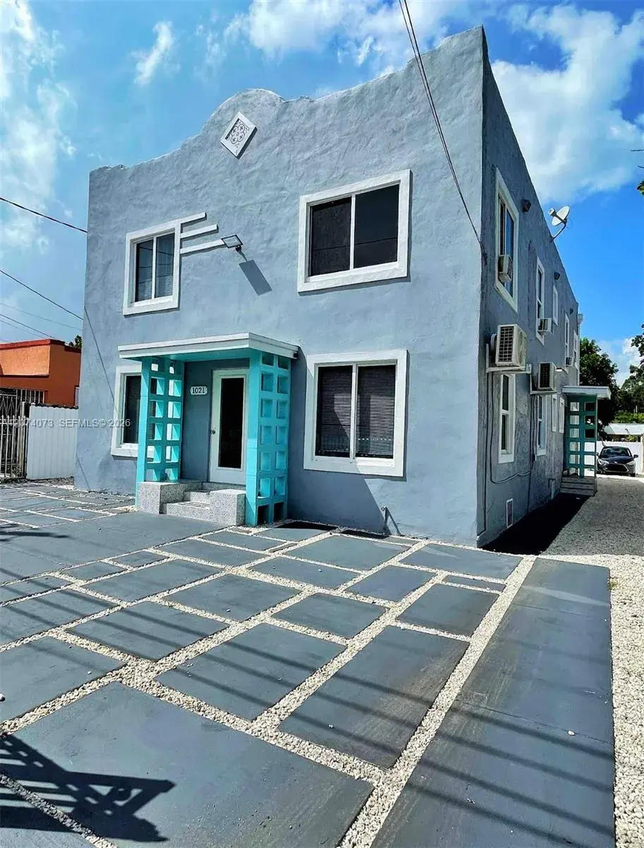 1021 NW 30th St, Miami FL 33127