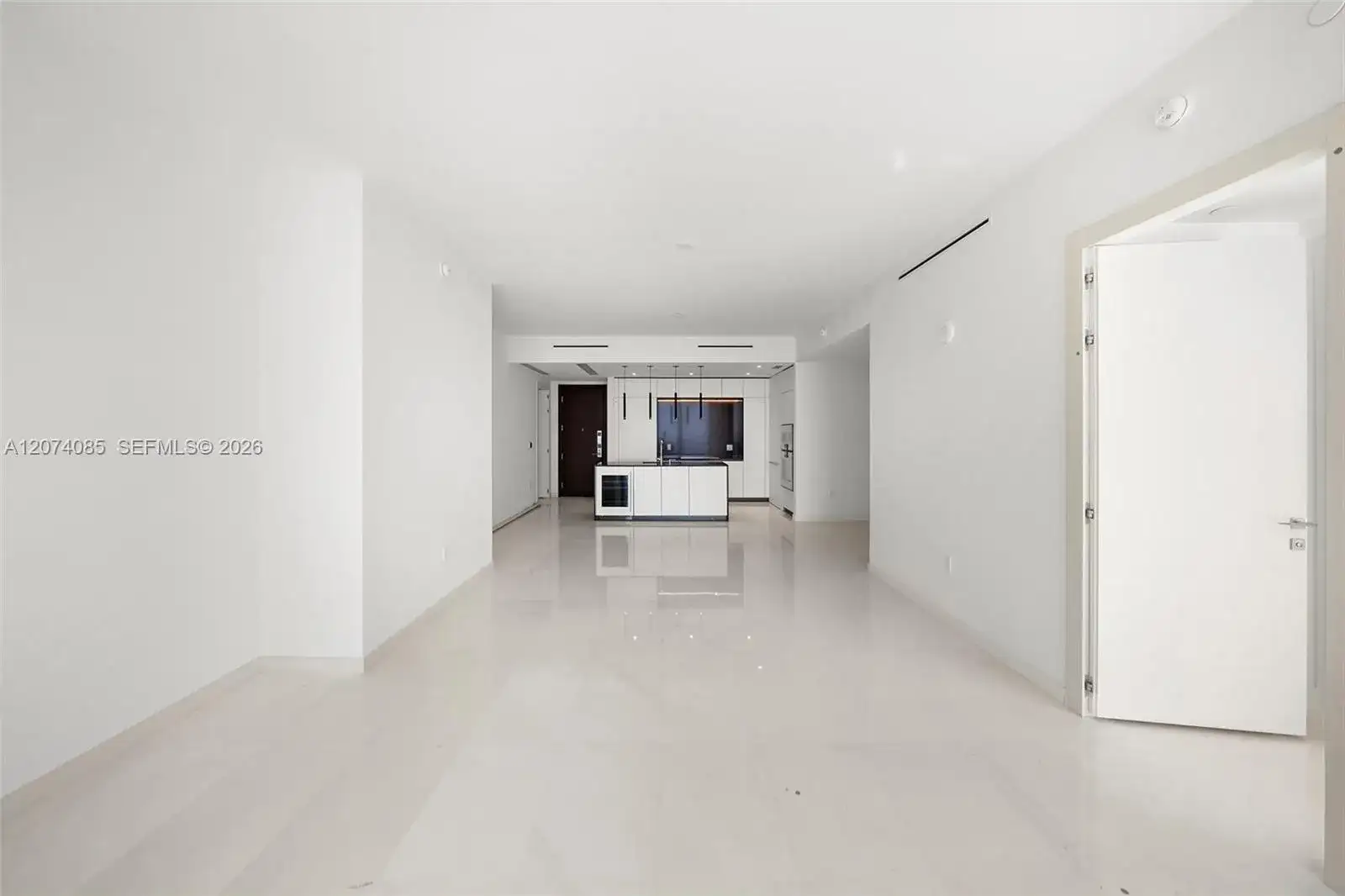 300 Biscayne Blvd Way # 4605, Miami FL 33131 photo 5