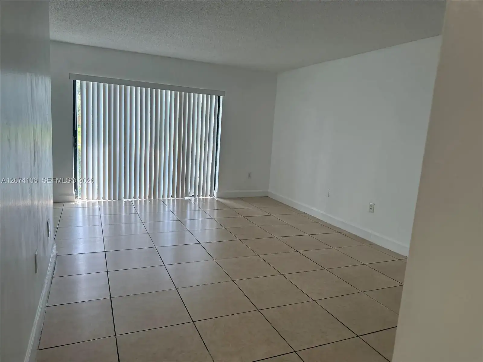 9454 S Palm Cir S # 9454, Pembroke Pines FL 33025 photo 3
