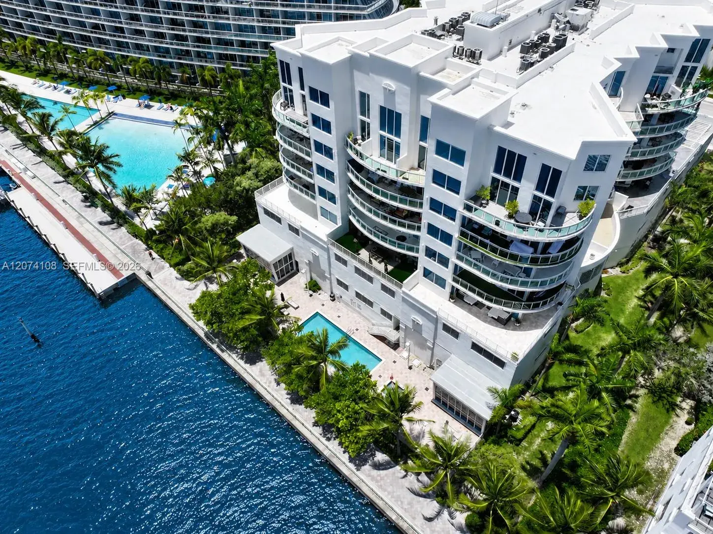 3000 NE 188th St # 709, Aventura FL 33180