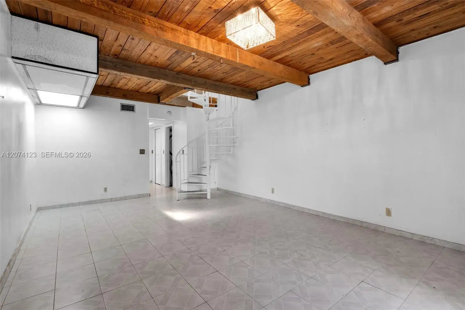 3711 Riverside Dr, Coral Springs FL 33065 photo 5