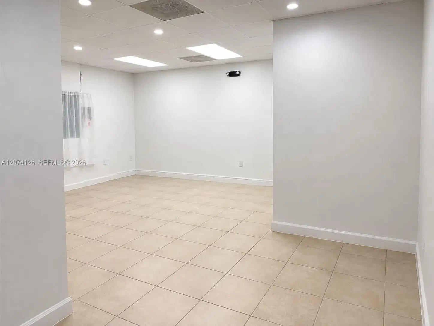 18321 W Dixie Hwy # 202, North Miami Beach FL 33160 photo 5
