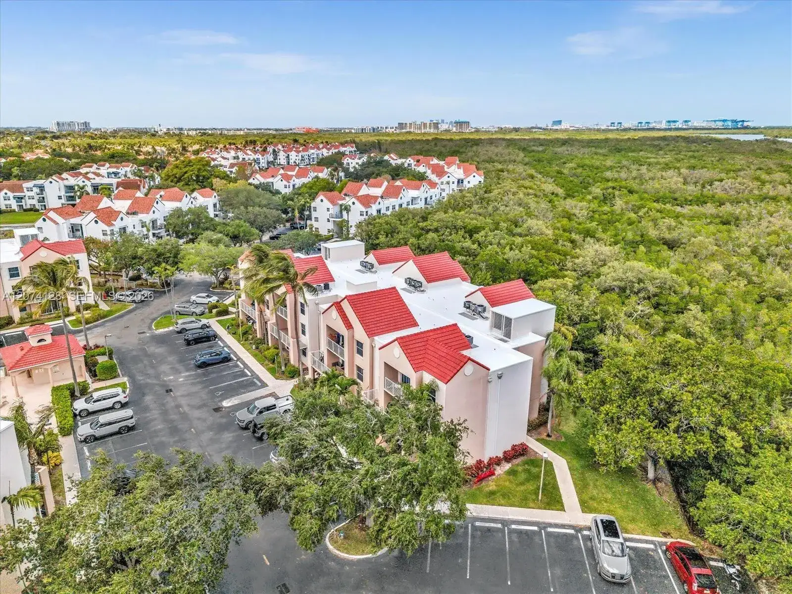 2721 Ocean Club Blvd # 201, Hollywood FL 33019 photo 2