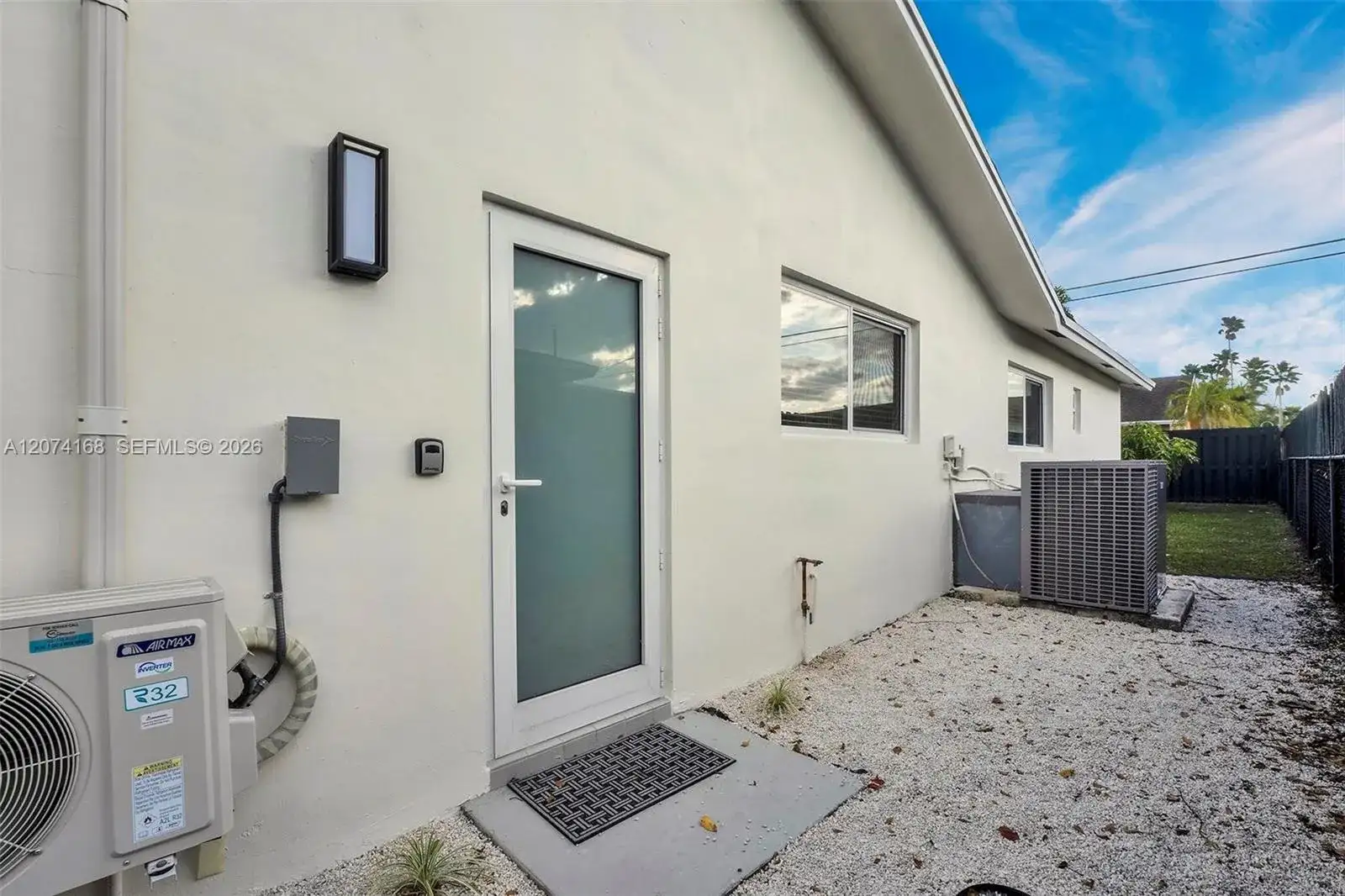 10430 Sunset Strip, Sunrise FL 33322 photo 4