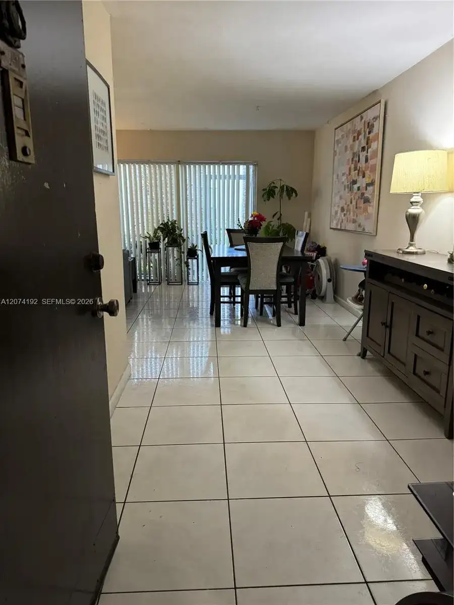 10395 N Kendall Dr # V1, Miami FL 33176 photo 3