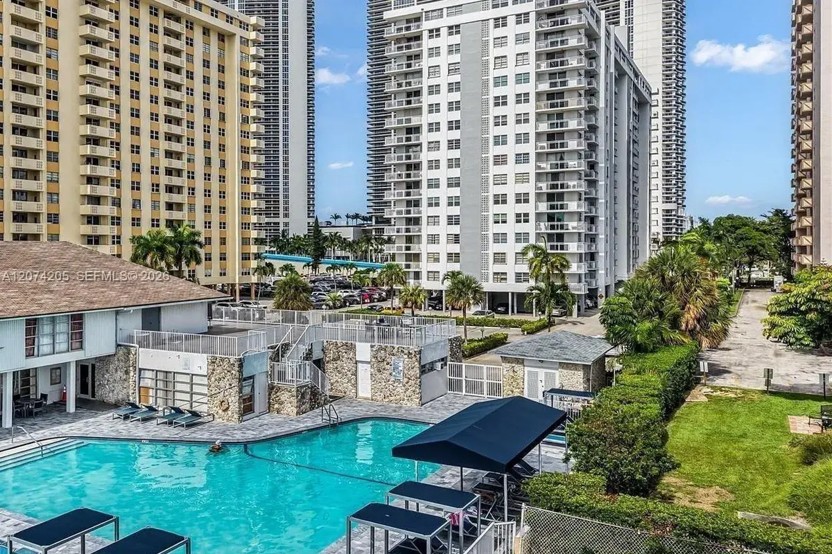 1849 S Ocean Dr # 202, Hallandale Beach FL 33009