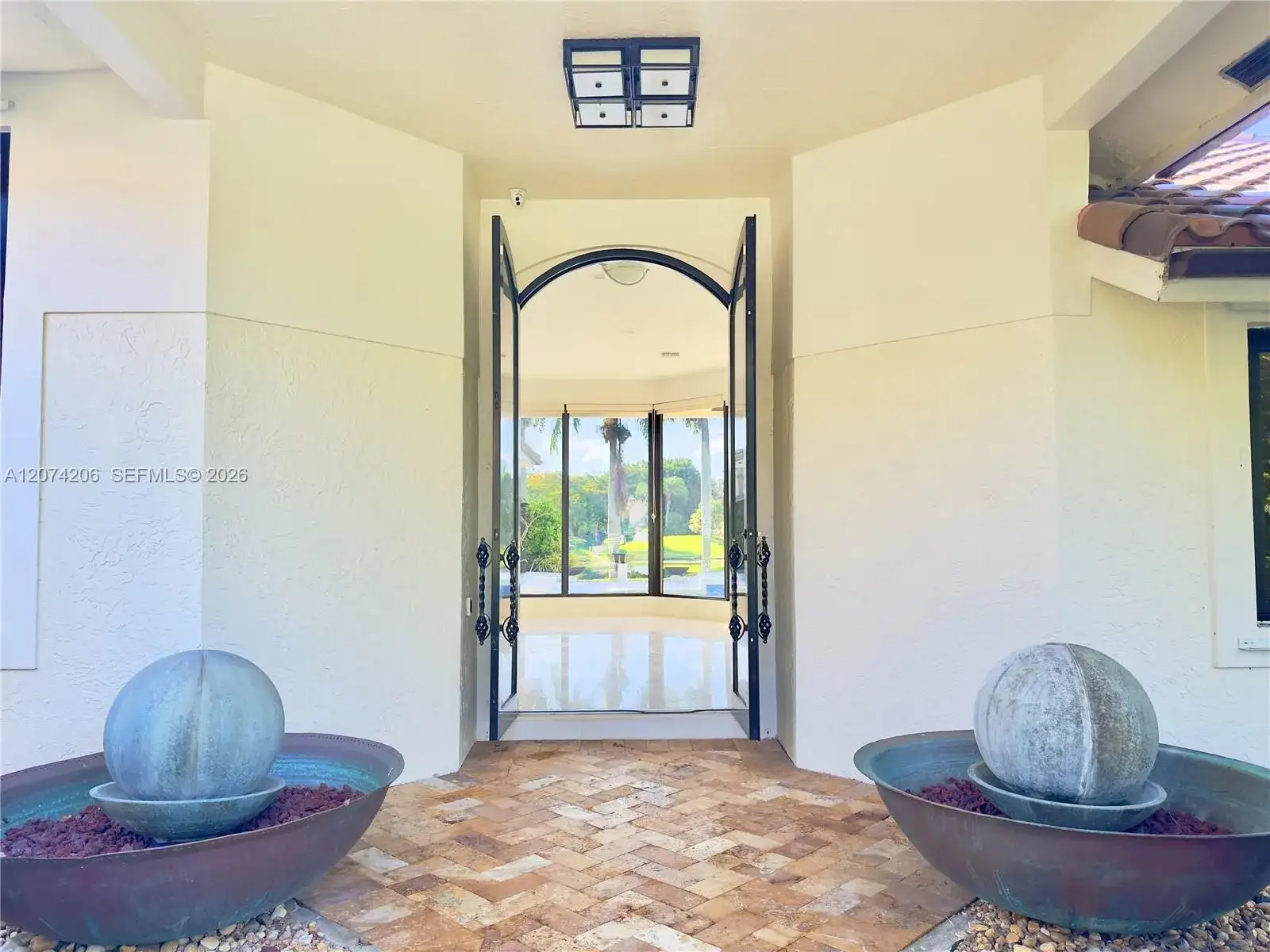 2880 Windmill Ranch Rd, Weston FL 33331 photo 2