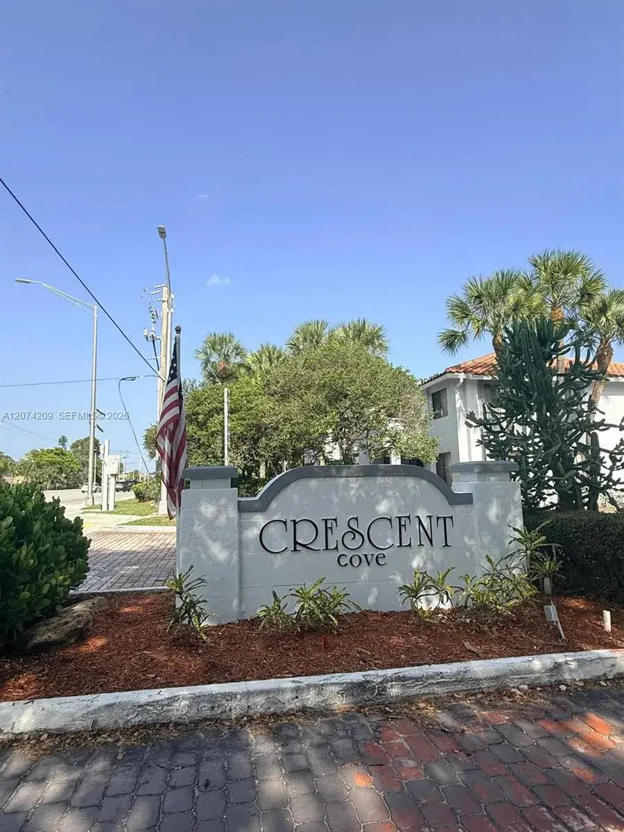3228 Coral Lake Dr # 3228, Coral Springs FL 33065