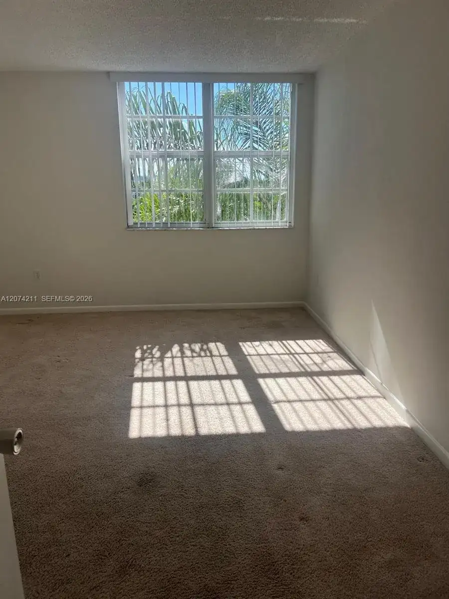 19601 E Country Club Dr # 7603, Aventura FL 33180 photo 3