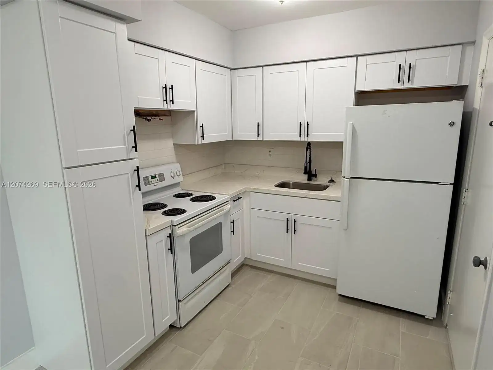 1824 Monroe St # 12, Hollywood FL 33020 photo 2