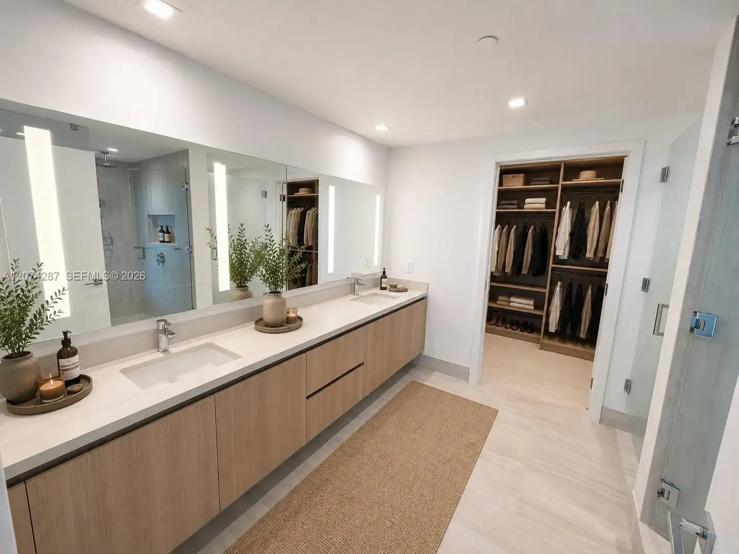 2411 Laguna circle # 1503, North Miami FL 33181 photo 4