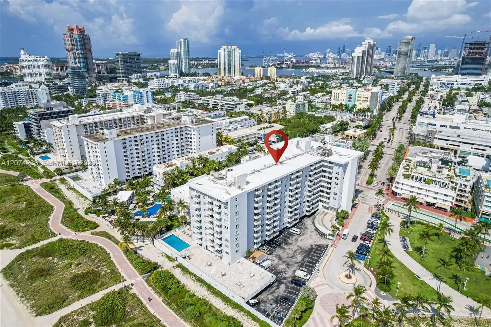 465 Ocean Dr # 512, Miami Beach FL 33139 photo 4