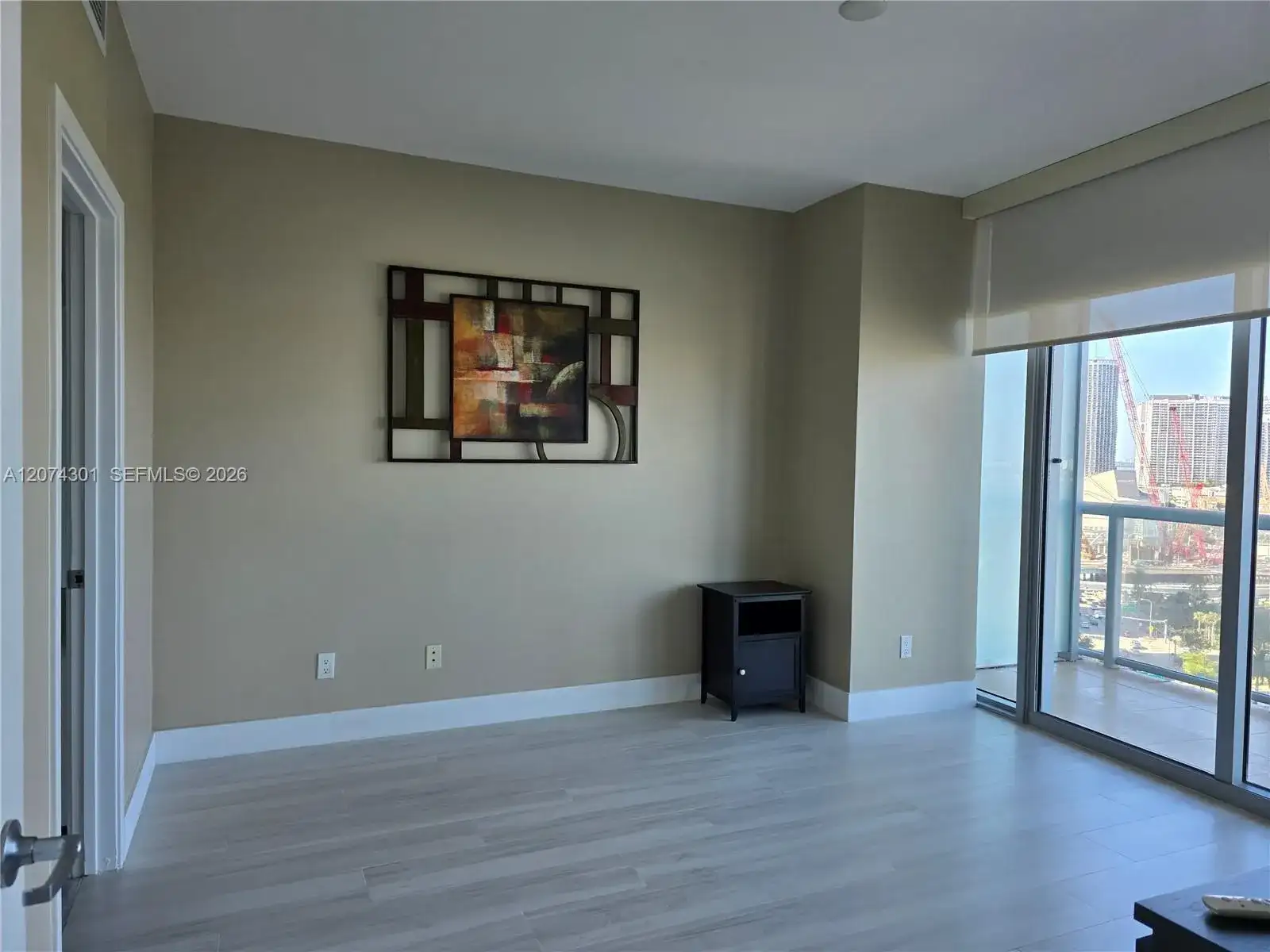 888 Biscayne Blvd # 1610, Miami FL 33132 photo 2