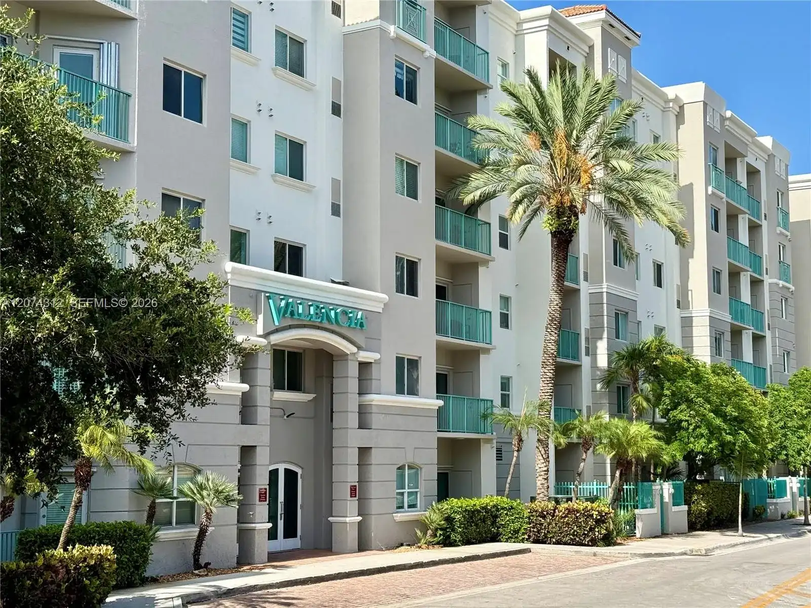 6001 SW 70th St # 137, South Miami FL 33143