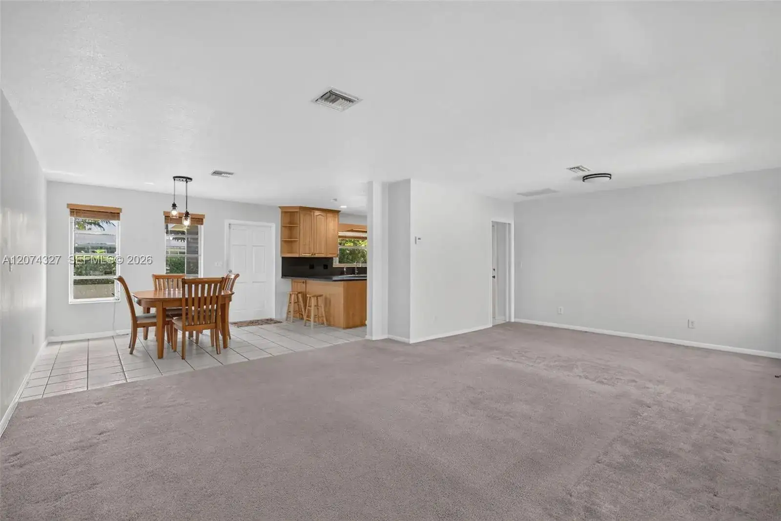 148 SW 126th Ave, Plantation FL 33325 photo 2
