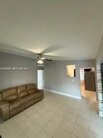 4100 SW 36th, West Park FL 33023 photo 4