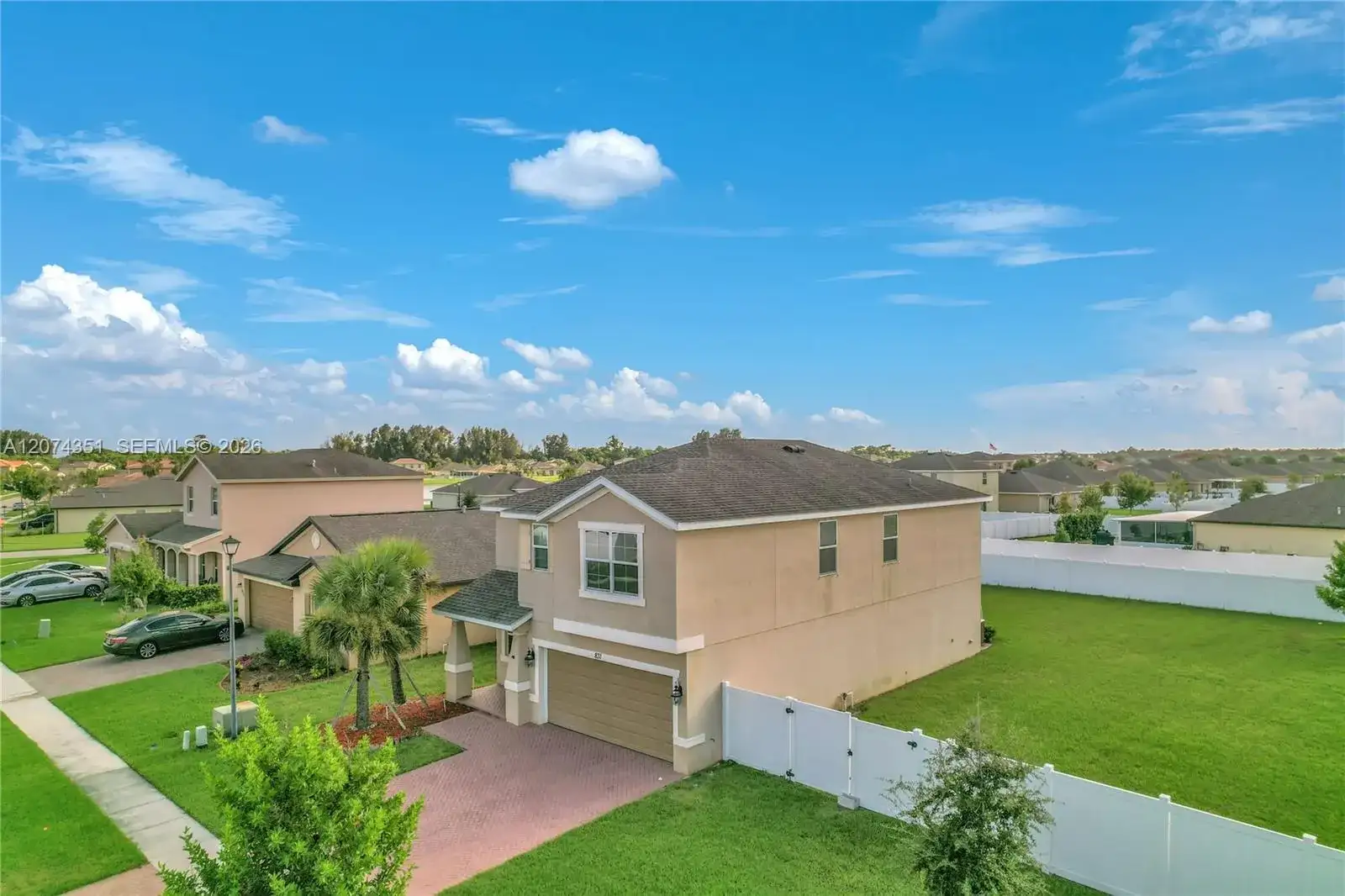 831 Bent Creek Dr, Fort Pierce FL 34947 photo 2
