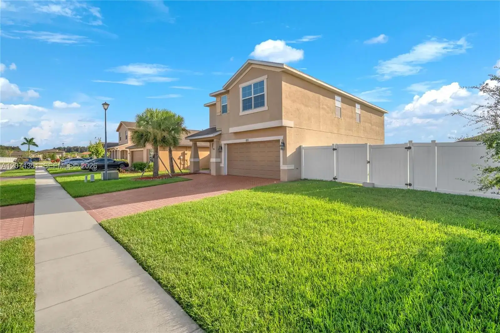 831 Bent Creek Dr, Fort Pierce FL 34947 photo 4