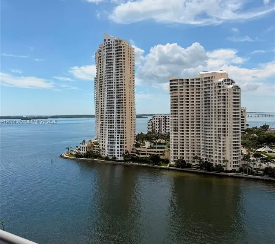 335 S Biscayne Blvd # 2003, Miami FL 33131