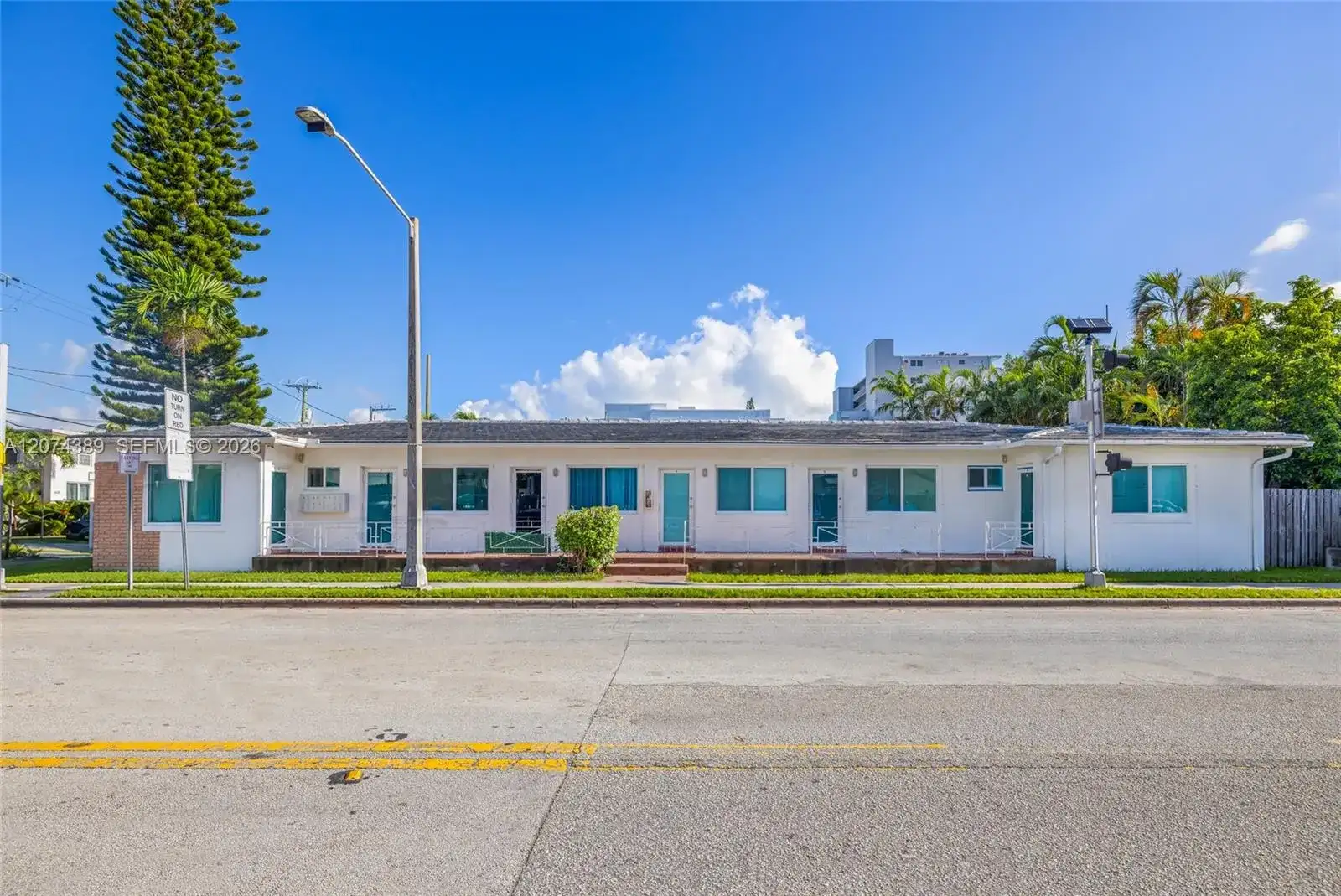 625 75th St, Miami Beach FL 33141 photo 2